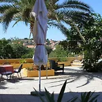 Πανσιόν With A Swimming Pool Preko, Ugljan - 8180