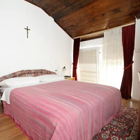 With A Swimming Pool Preko, Ugljan - 8180 Preko