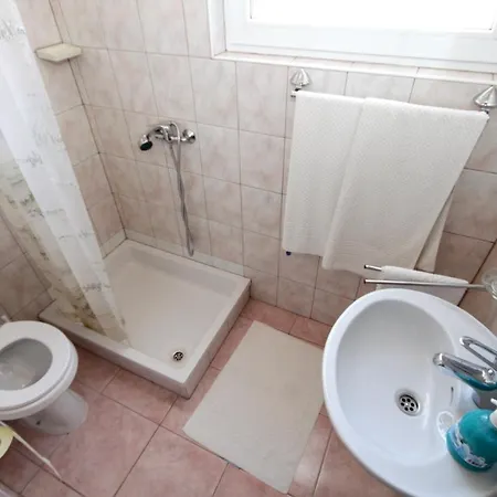 With A Swimming Pool Preko, Ugljan - 8180