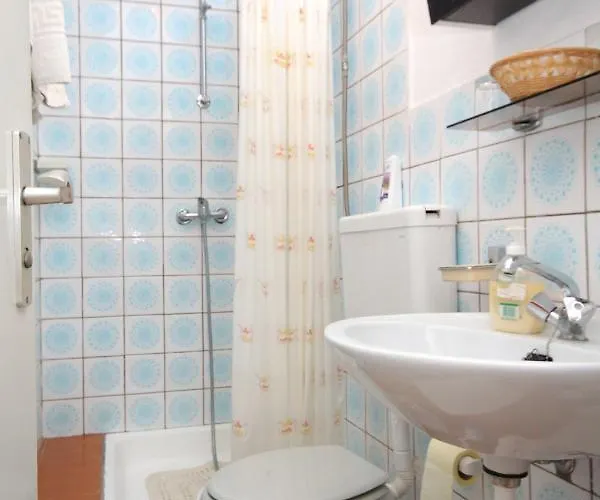 Guest house With A Swimming Pool Preko, Ugljan - 8180 Preko