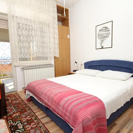With A Swimming Pool Preko, Ugljan - 8180 Гостевой дом 3*