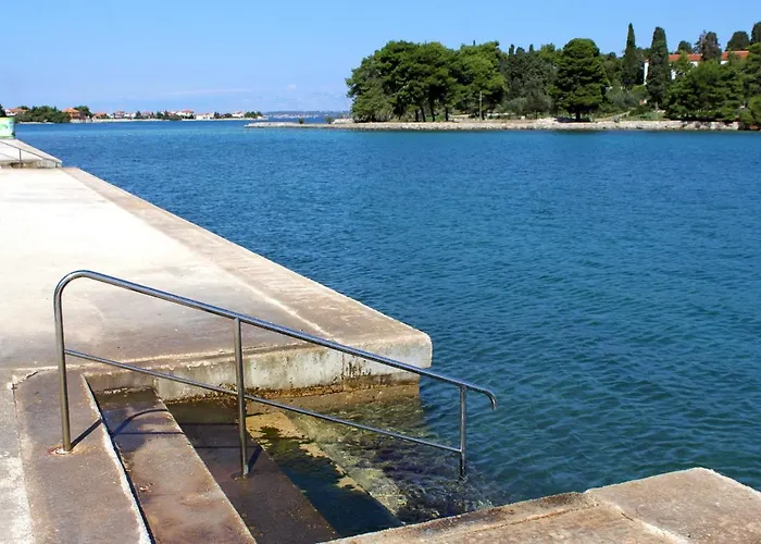 With A Swimming Pool Preko, Ugljan - 8180 3* Preko