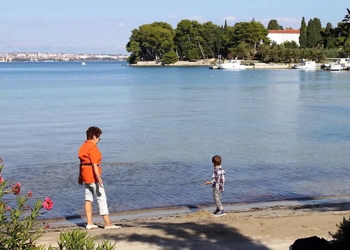 With A Swimming Pool Preko, Ugljan - 8180 3* Preko