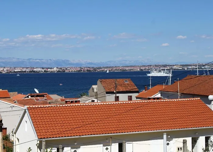 With A Swimming Pool Preko, Ugljan - 8180 Vendégház Preko