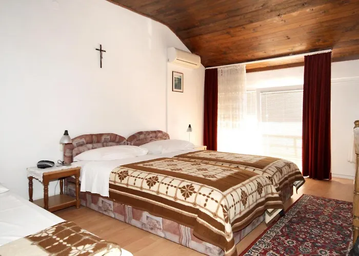 With A Swimming Pool Preko, Ugljan - 8180 Preko