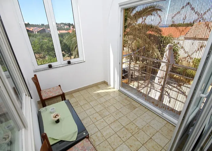 With A Swimming Pool Preko, Ugljan - 8180 Vendégház 3*