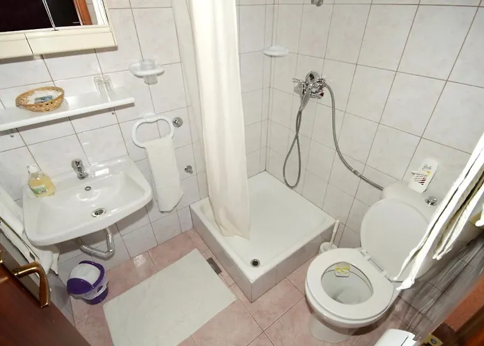 With A Swimming Pool Preko, Ugljan - 8180 Vendégház Preko