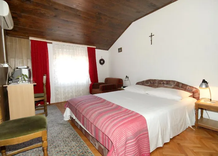 Vendégház With A Swimming Pool Preko, Ugljan - 8180