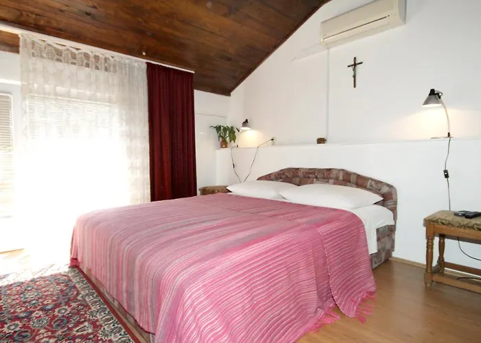 With A Swimming Pool Preko, Ugljan - 8180 3* Preko