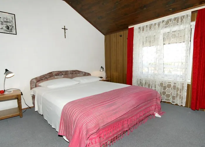 Vendégház With A Swimming Pool Preko, Ugljan - 8180 3*